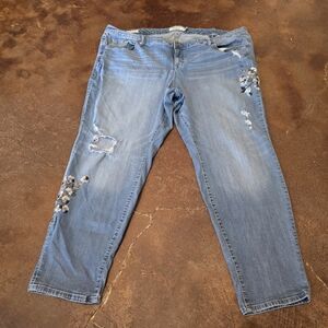 Torrid Boyfriend Embroidered Distressed Jeans Size 26